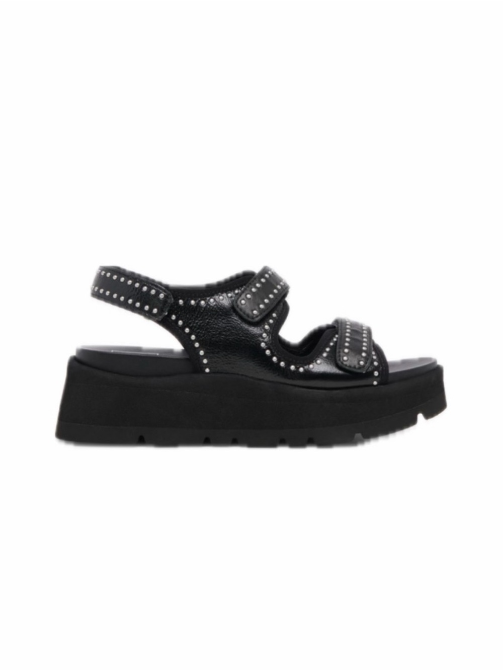 Worn twice Dolce Vita Dubai Stud in Midnight Crinkle Patent